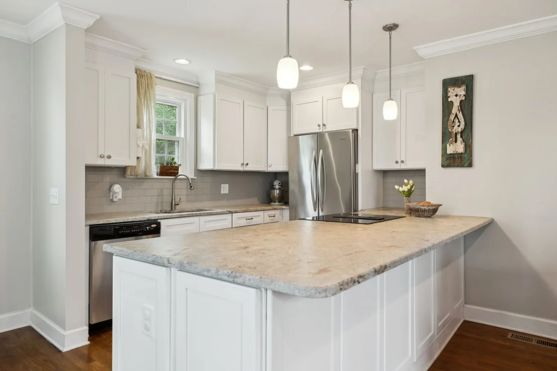 Photo of 5601 Stoneway Trl