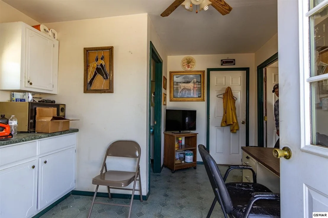 Photo of 633 Johnson Road
