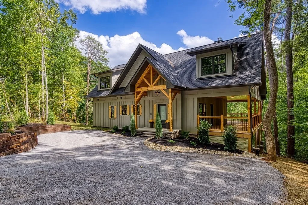 Photo of 3807 Saddle Brook Way