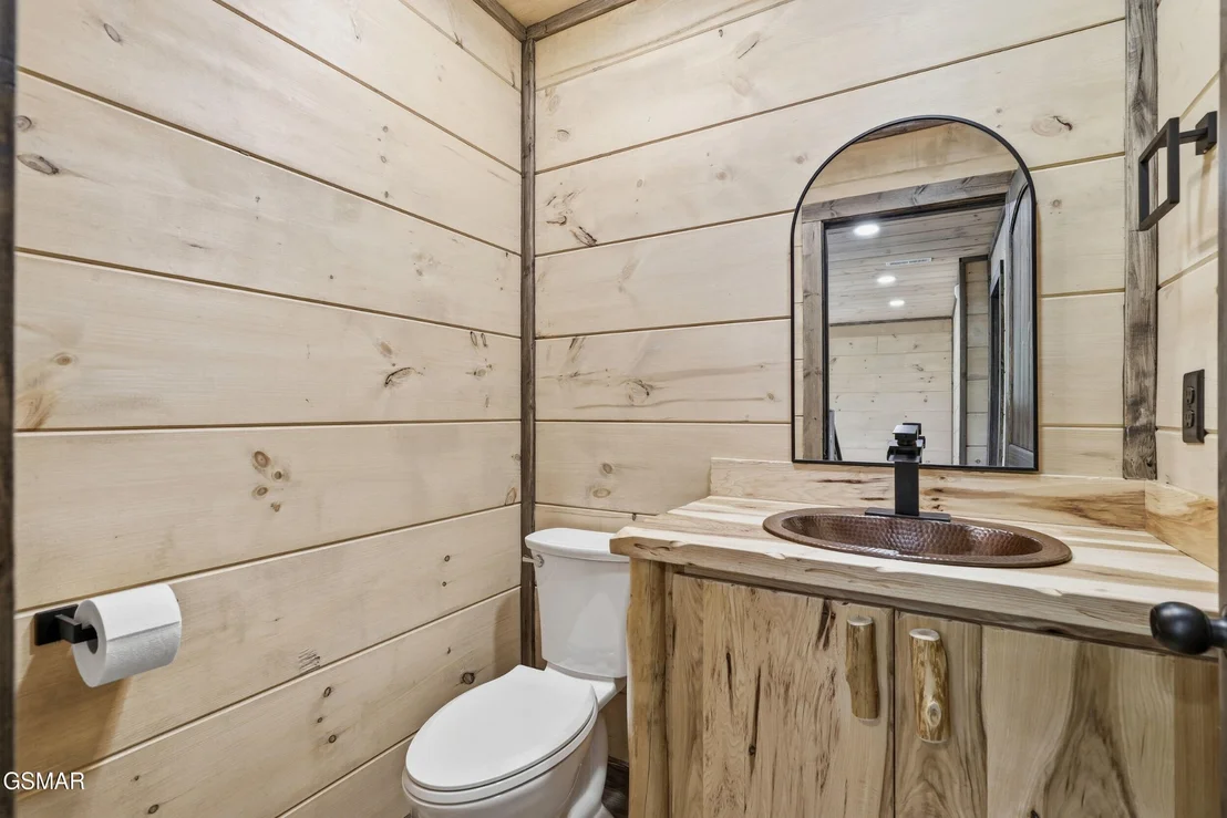 Photo of 606 Cedar Road