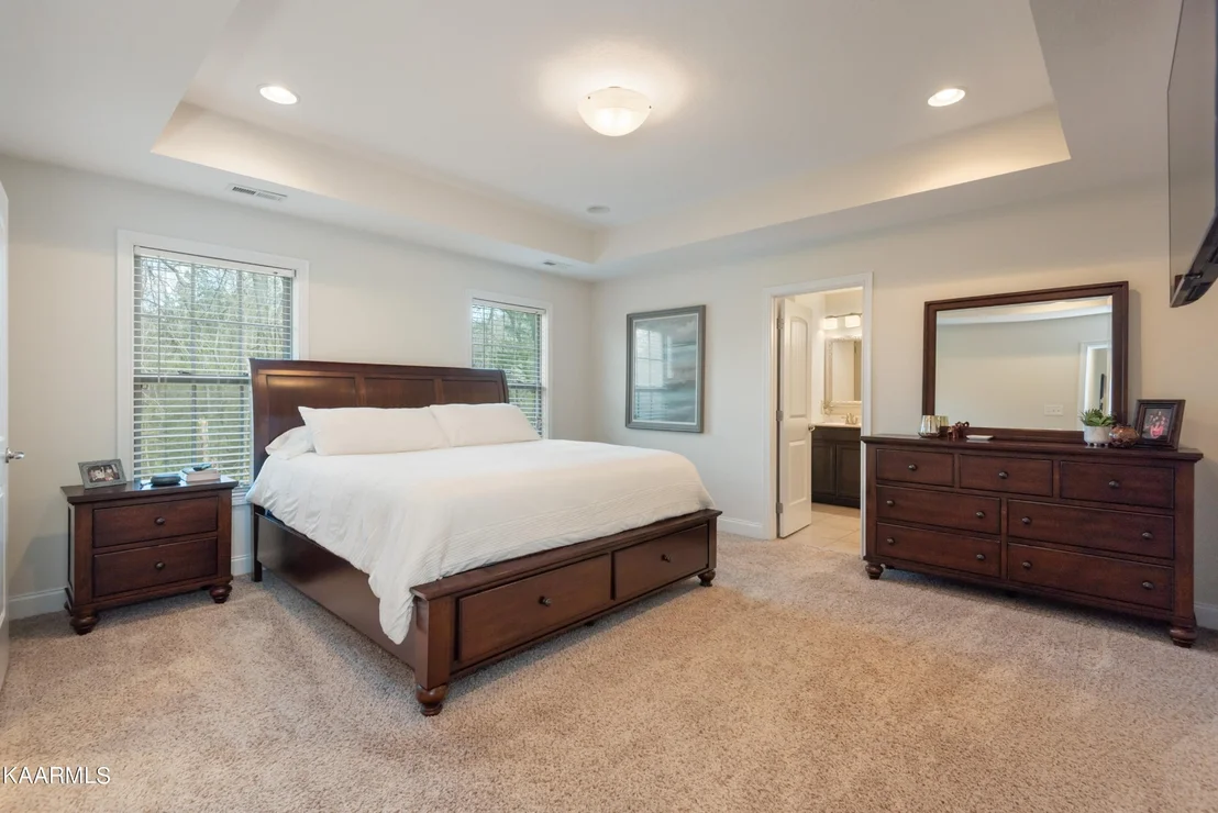 Photo of 7228 Thornbrook Lane
