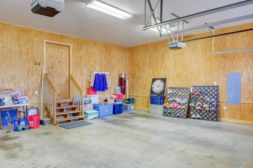 Photo of 1310 Laura Lane