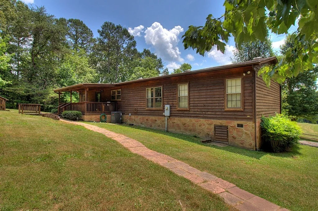 Photo of 3464 Whaley Road