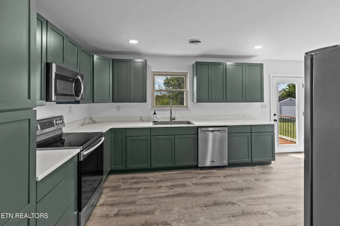 Photo of 6864 Westgate Circle