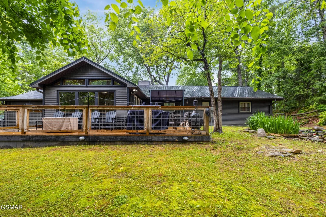 Photo of 2887 Pine Haven Drive
