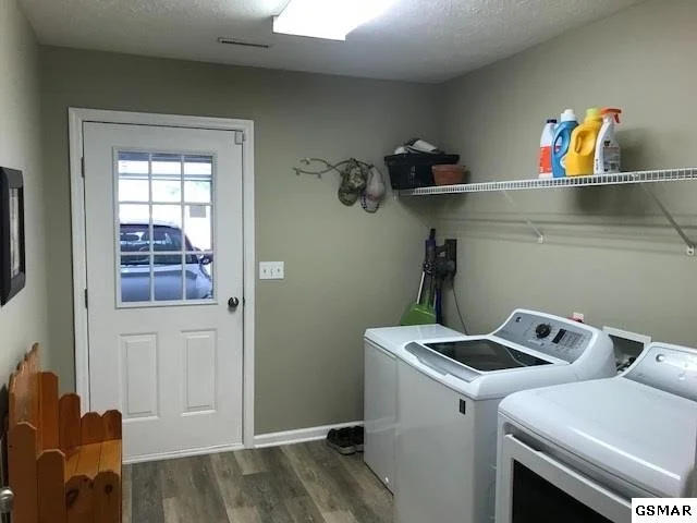 Photo of 619 Southview Circle