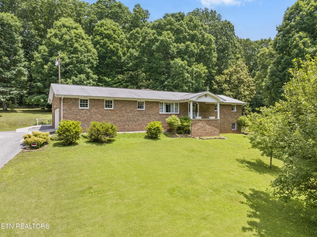 Photo of 149 Glenn Circle