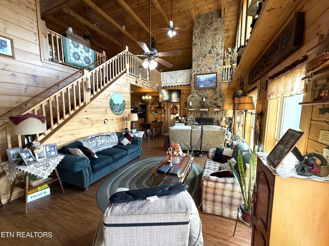 Photo of 633 Dry Fork Rd