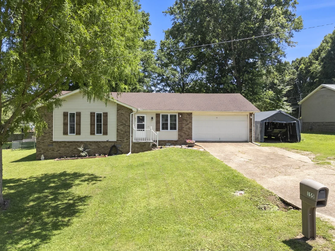 Photo of 155 Penny Ln