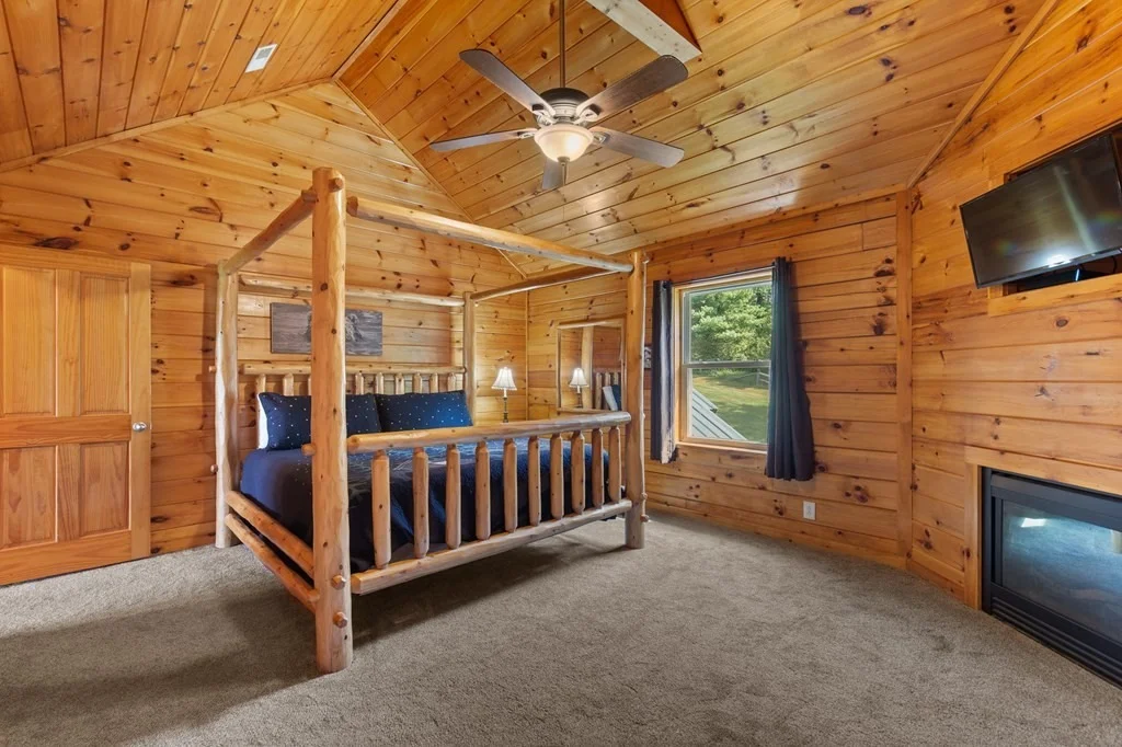 Photo of 1635 Little Cabin Loop
