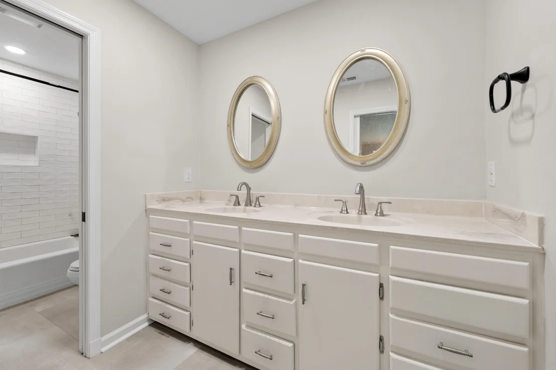 Photo of 311 AVON RD