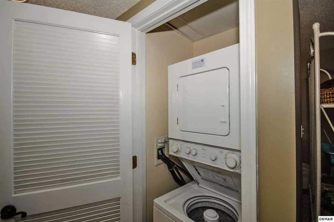 Photo of Unit 443 at 205 Ogle Drive