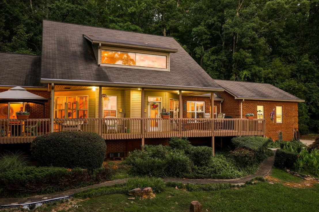 Photo of 355 Myers Avenue