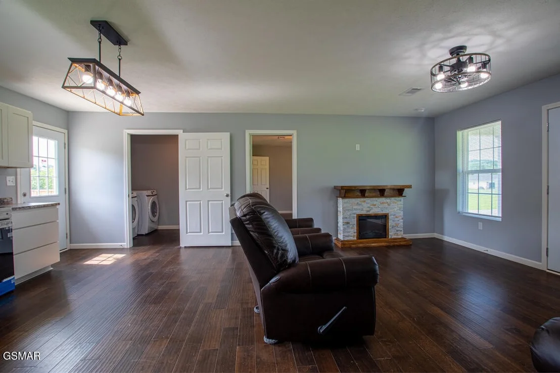 Photo of 318 Harrison Ferry Road