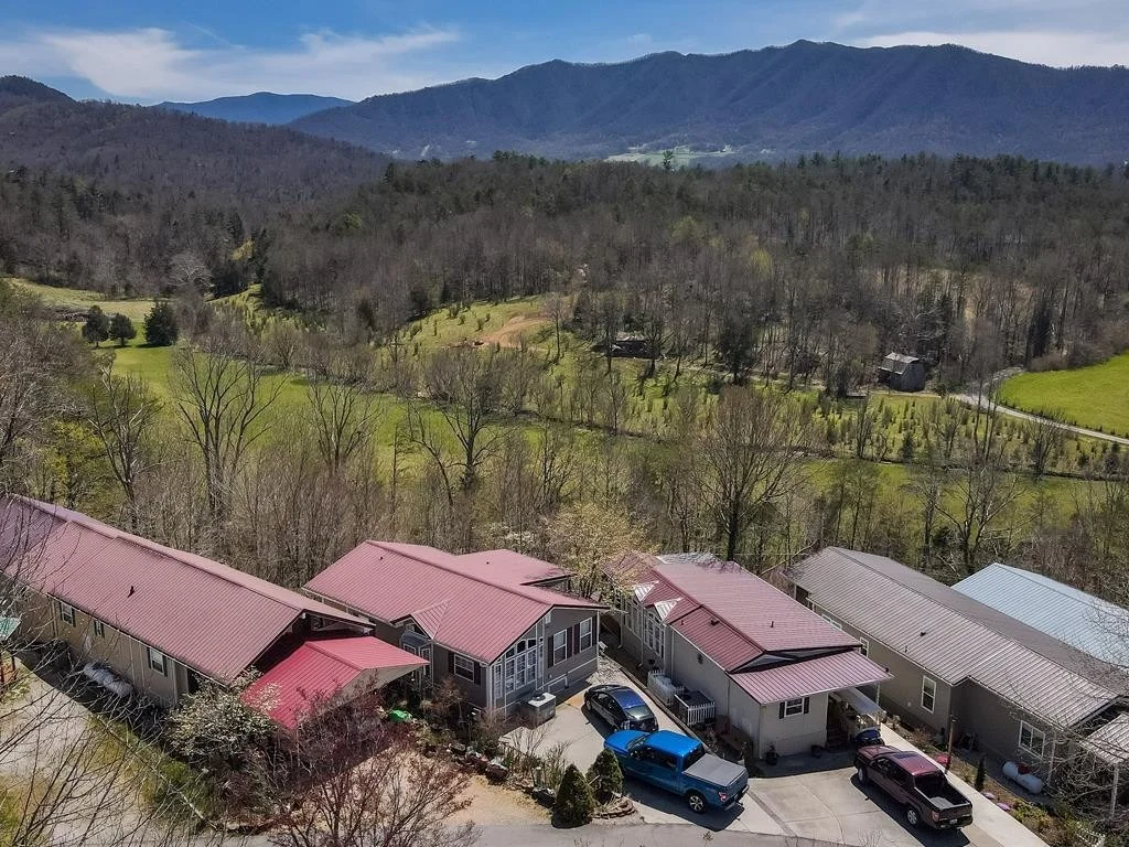 Photo of 830 Peacock Ridge Drive