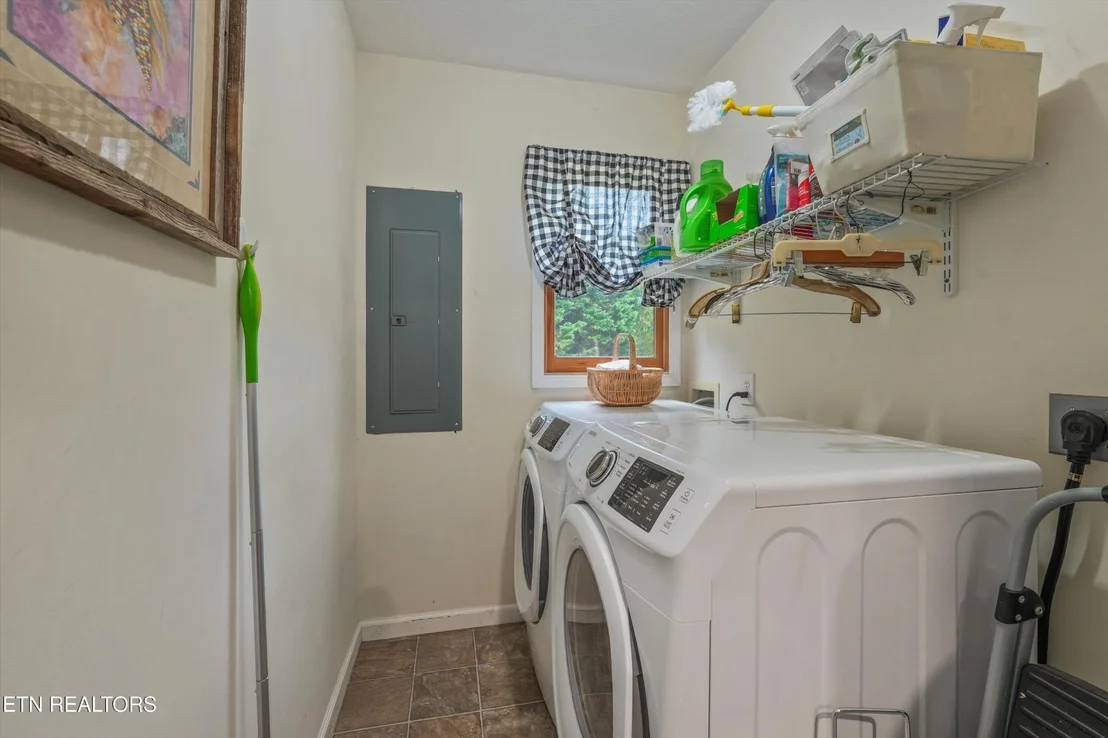 Photo of 2939 Deep River Drive