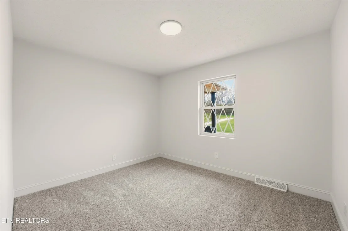 Photo of 229 Brown Crest Rd