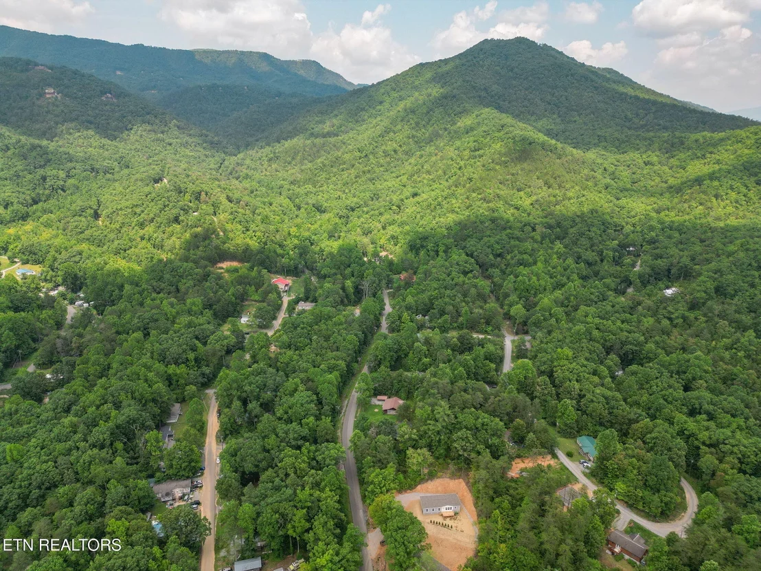 Photo of 1530 Alpine Drive