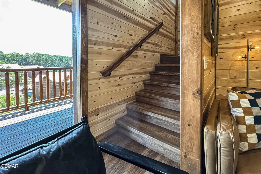 Photo of 2215 Jericho Way
