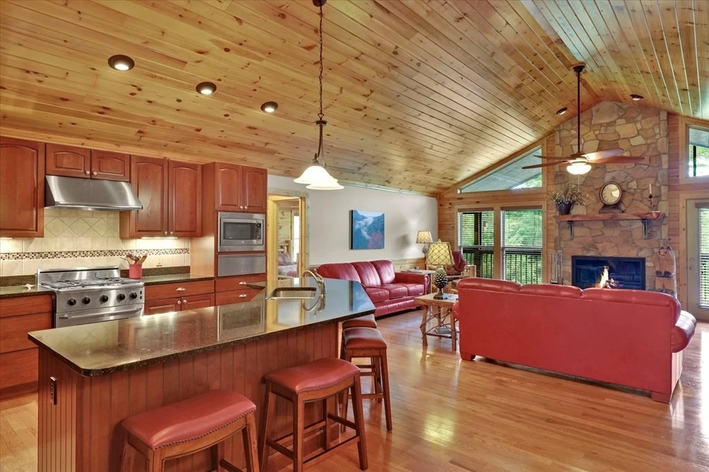 Photo of 1035 Shadow Ridge Drive
