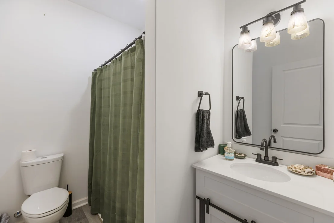 Photo of 448 Duncan Cir