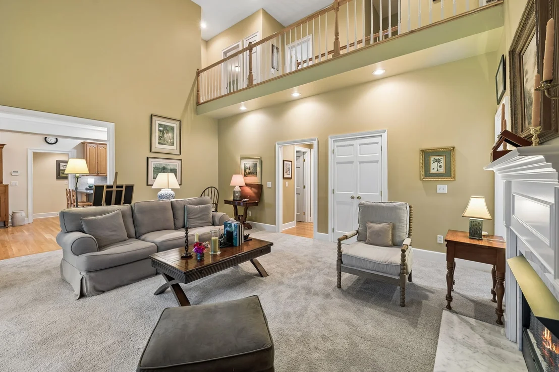 Photo of 108 Ewing Dr
