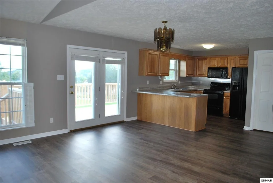 Photo of 604 Ross Drive