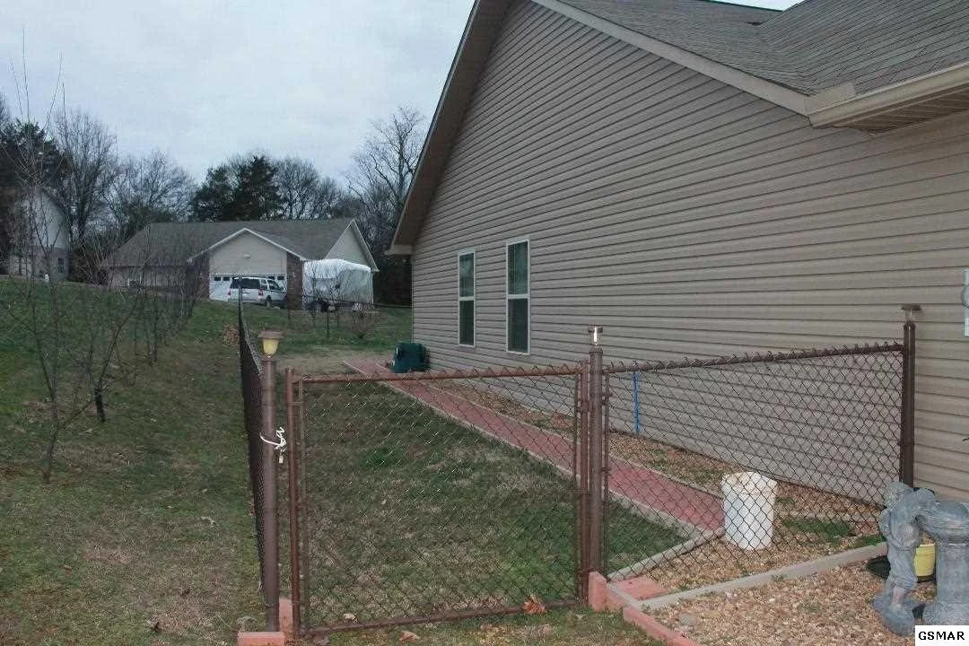 Photo of Unit SDRIVERGATE at 1660 RIVERGATE Drive