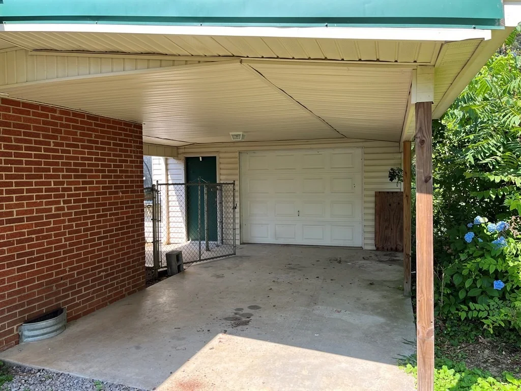 Photo of 347 Huskey Drive