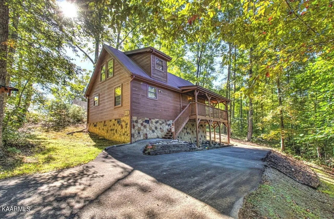 Photo of 4215 Dollys Dr. Drive