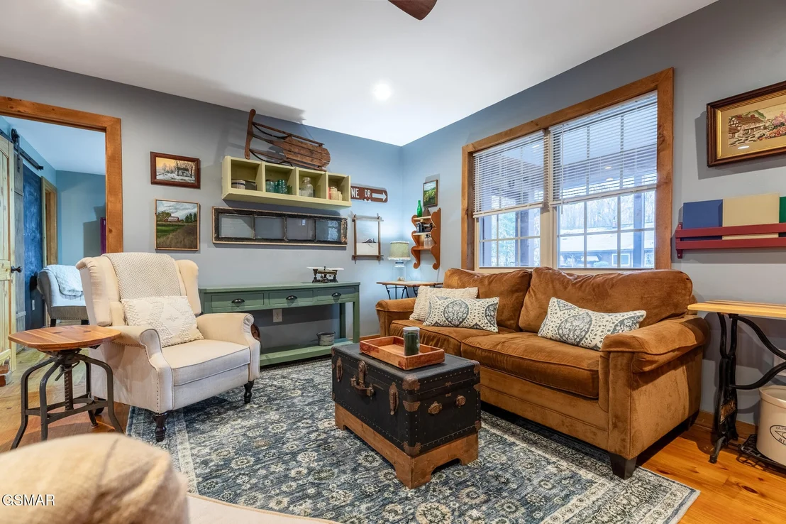 Photo of 818 Reagan Circle