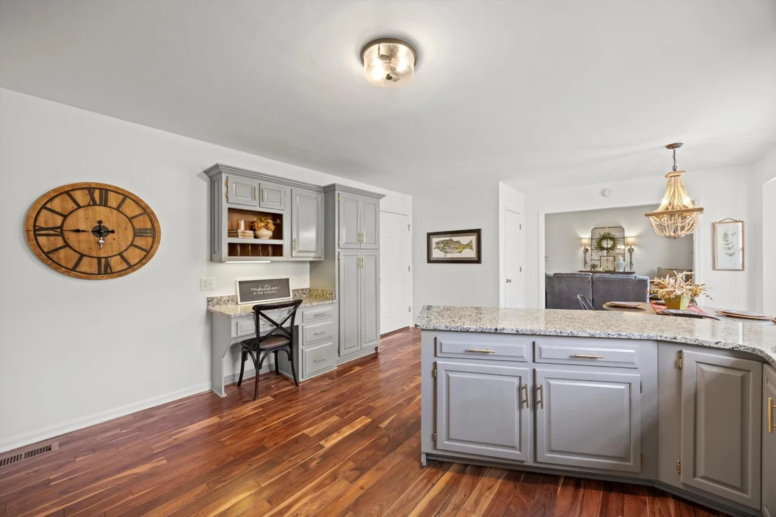 Photo of 2801 Chapel Bend Drive