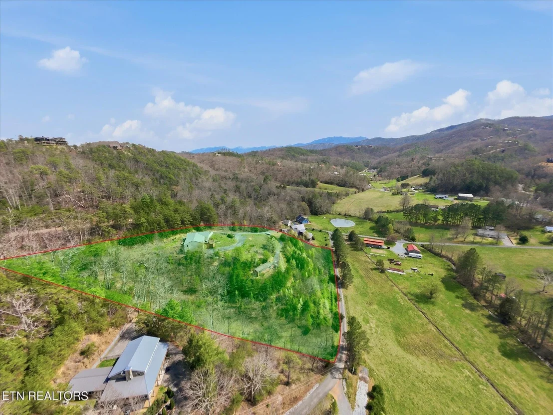 Photo of 1502 Valley Cove Way