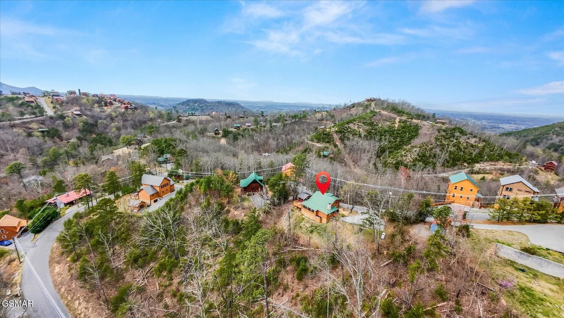 Photo of 2124 Windy Lane