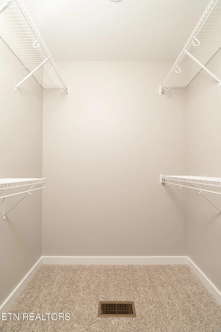 Photo of 729 Whippoorwill Circle