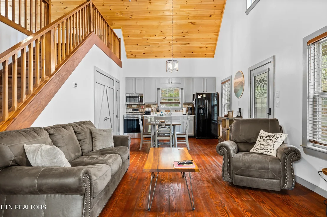 Photo of 516 Clearwater Circle