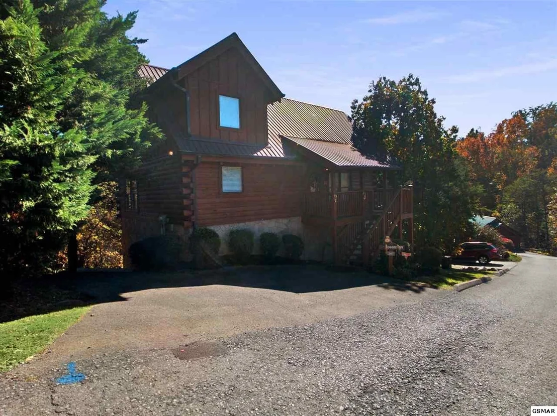 Photo of 2607 Tree Top Way