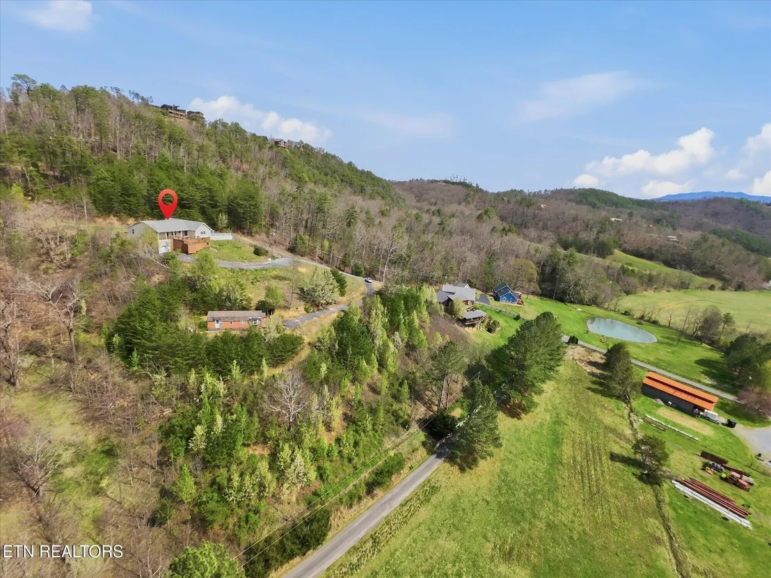 Photo of 1502 Valley Cove Way