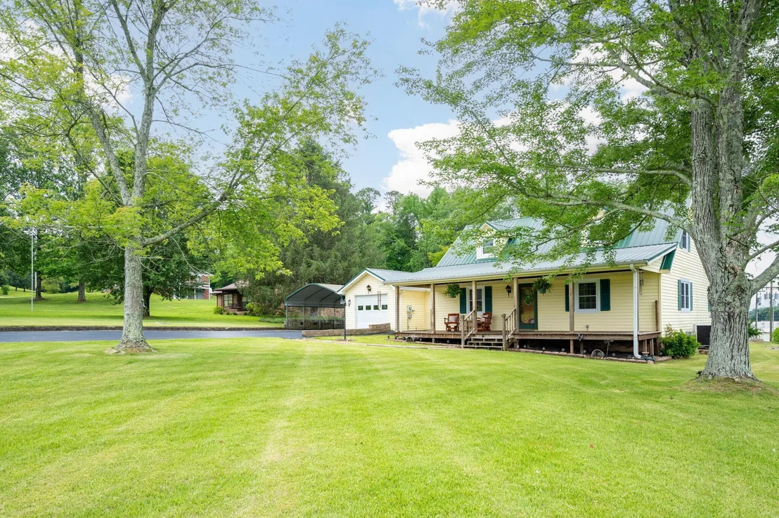 Photo of 102 Hobbs Ridge Road