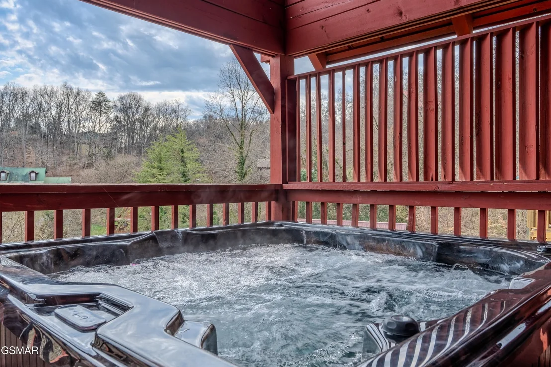 Photo of 513 Hideaway Ridge Circle