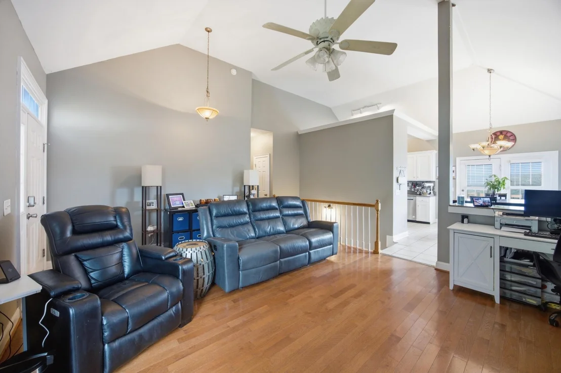 Photo of 898 Fuller Glen Circle