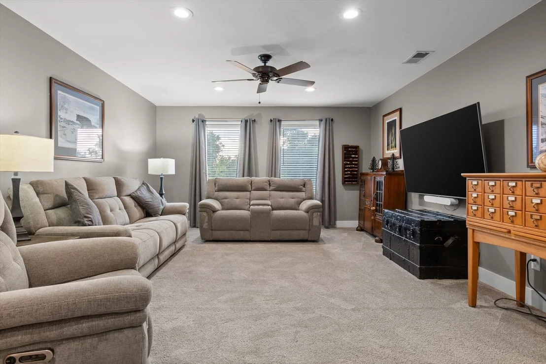 Photo of 9962 Caseview Drive