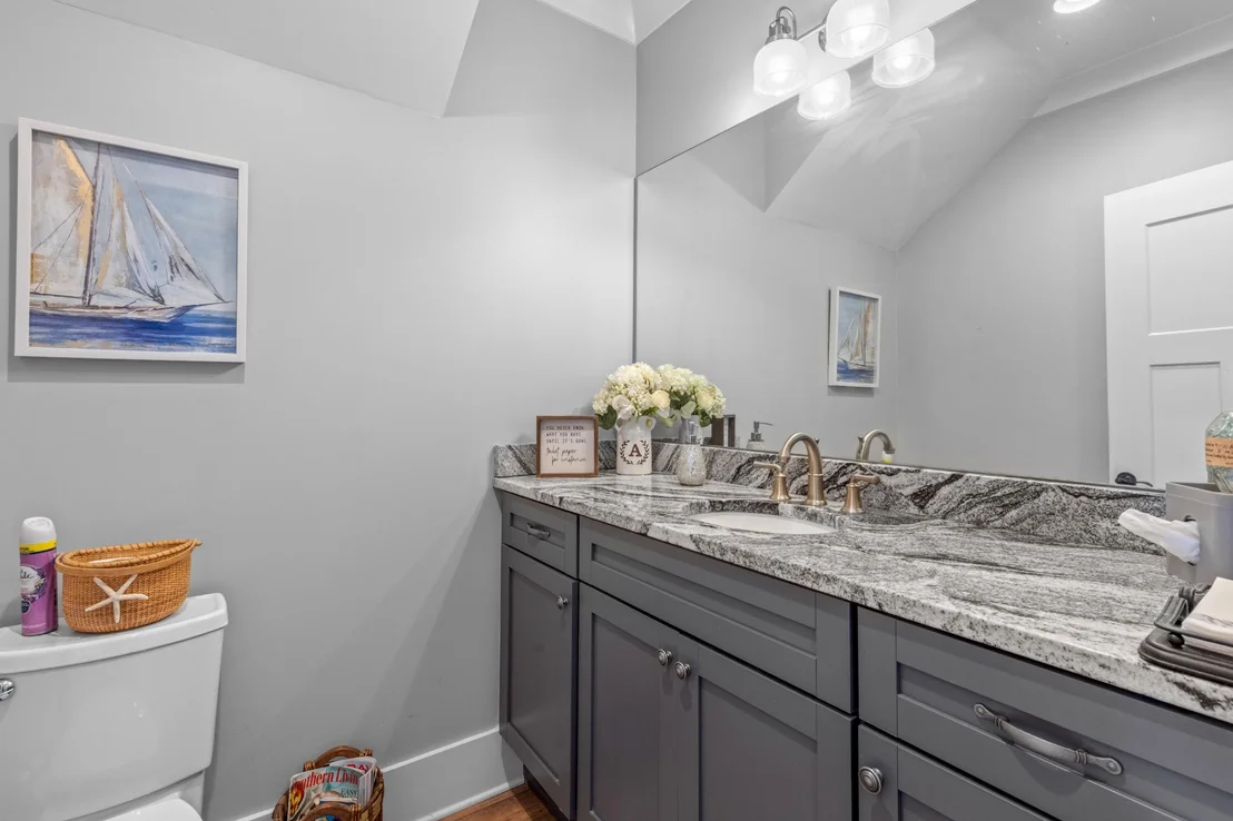 Photo of 2485 River Bluffs Drive