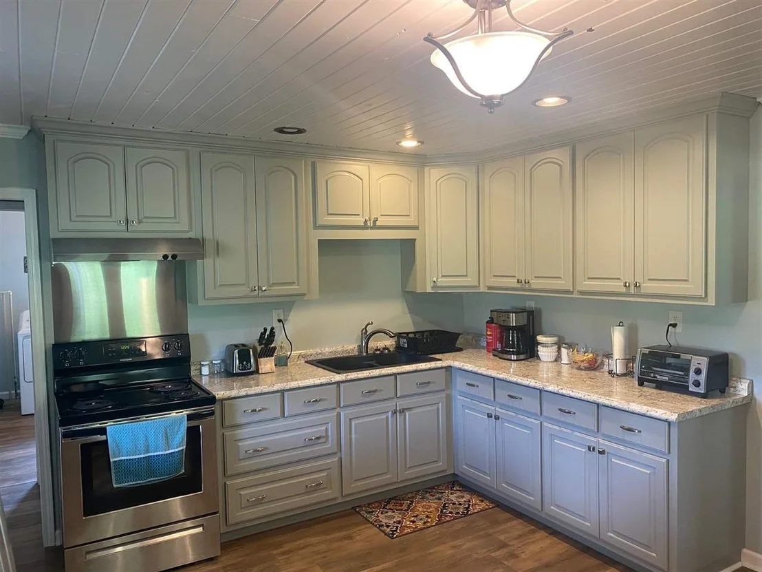 Photo of 185 QUALLS RD
