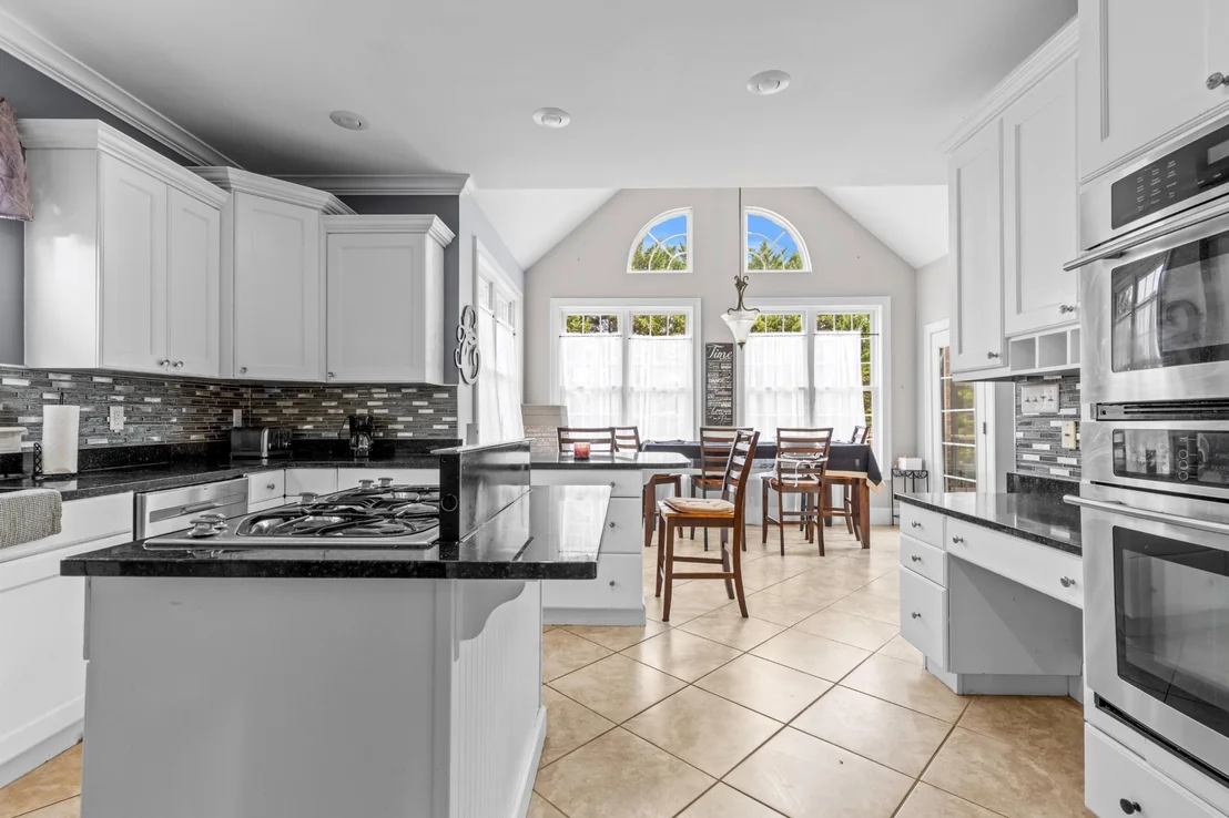 Photo of 7416 Splendid View Drive