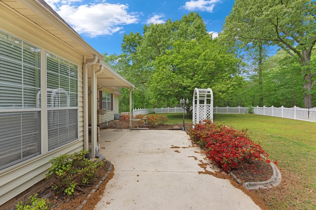 Photo of 336 Turner Loop Rd