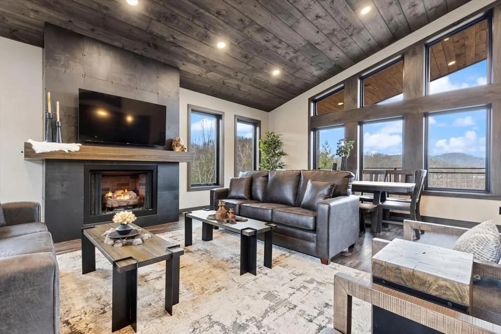 Photo of 2253 Lone Ridge Drive