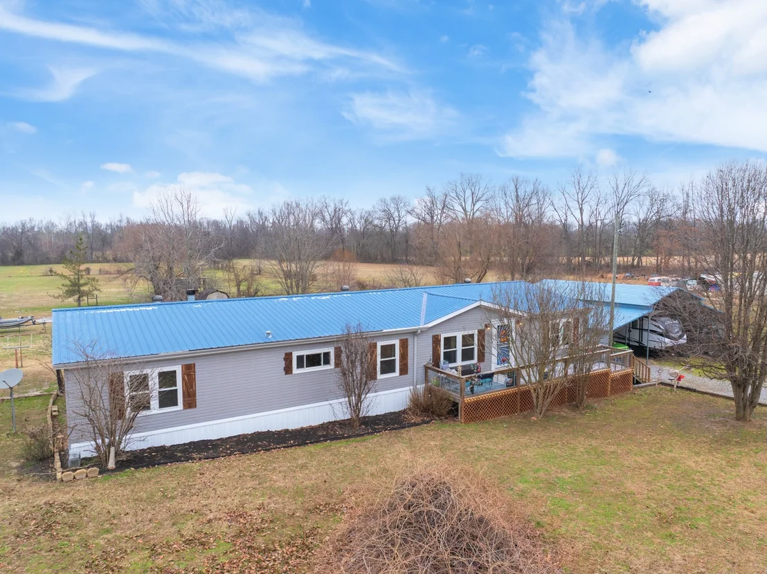 Photo of 850 Robertson Rd