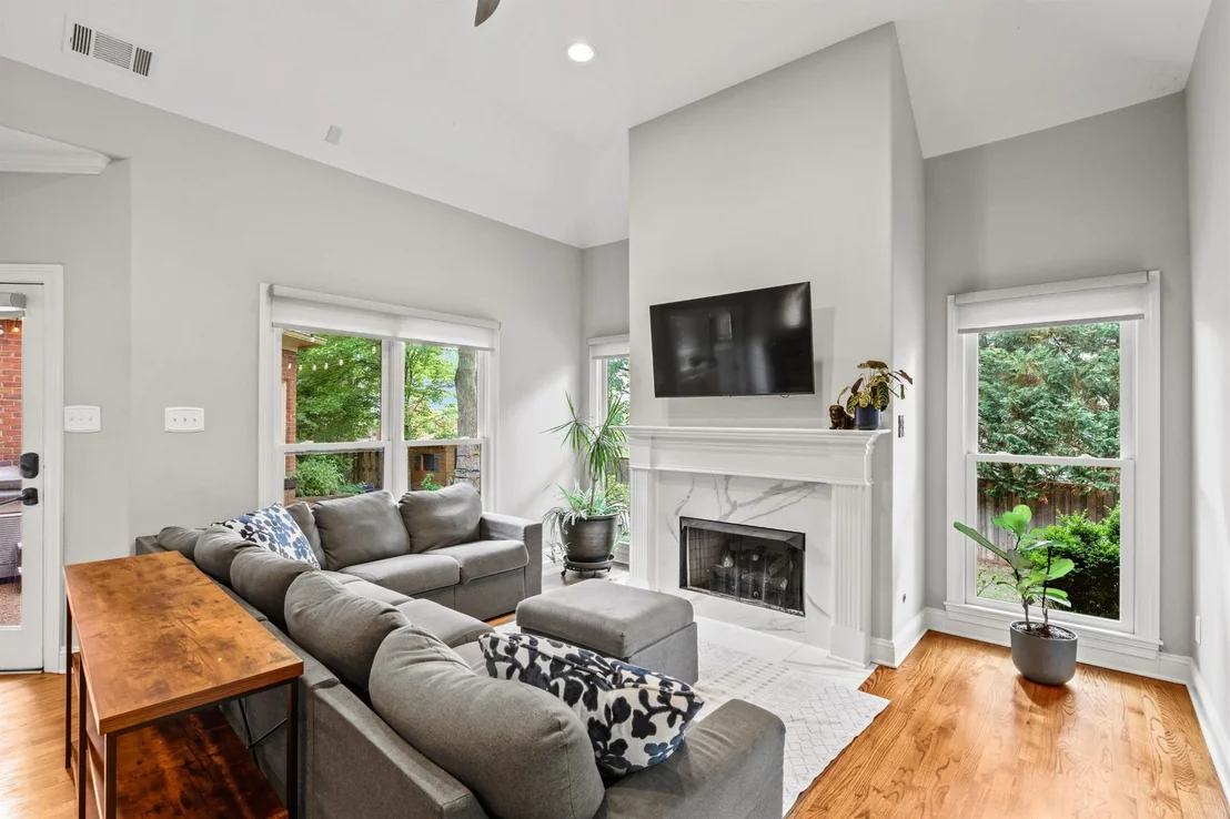 Photo of 3475 MANOR GROVE CV