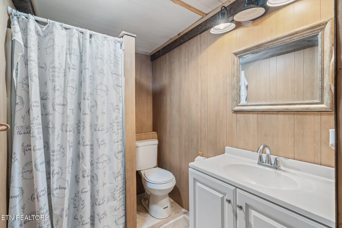 Photo of 7809 Griffith Rd